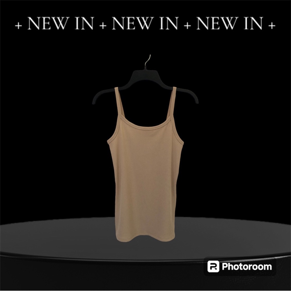 NWOT No Boundaries Tank Top Size Med, Color is Nude/Beige